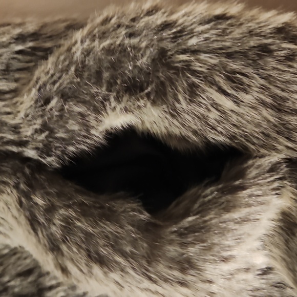 NWOT Talula Aritzia Park Slope Faux Fur Vest Brown S - Picture 5 of 9